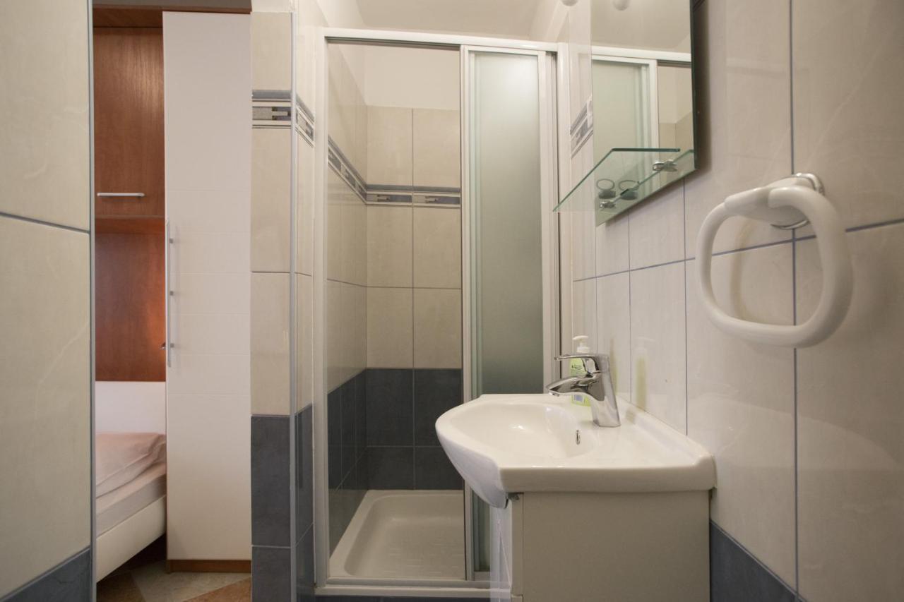 Apartments By The Sea Mavarstica, Ciovo - 12696 Trogir Bagian luar foto