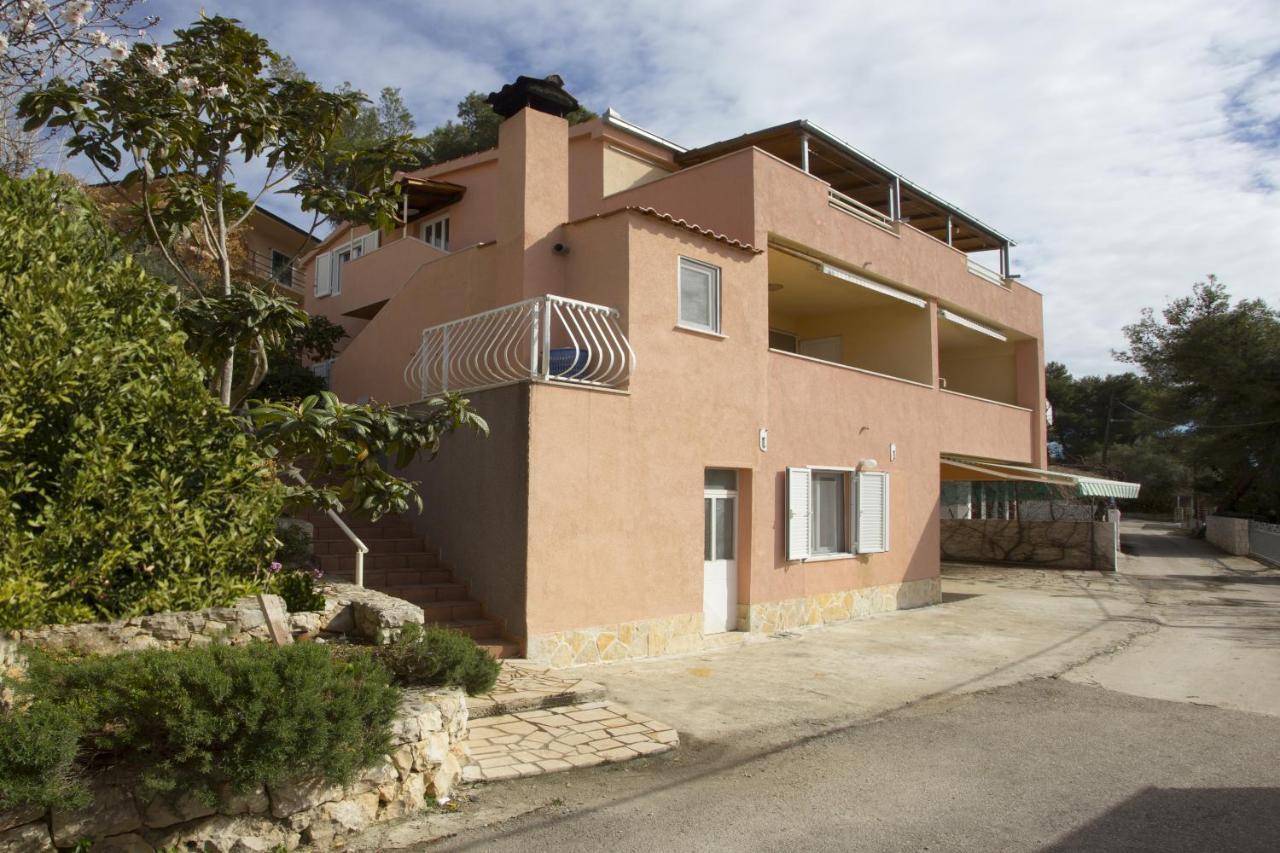 Apartments By The Sea Mavarstica, Ciovo - 12696 Trogir Bagian luar foto