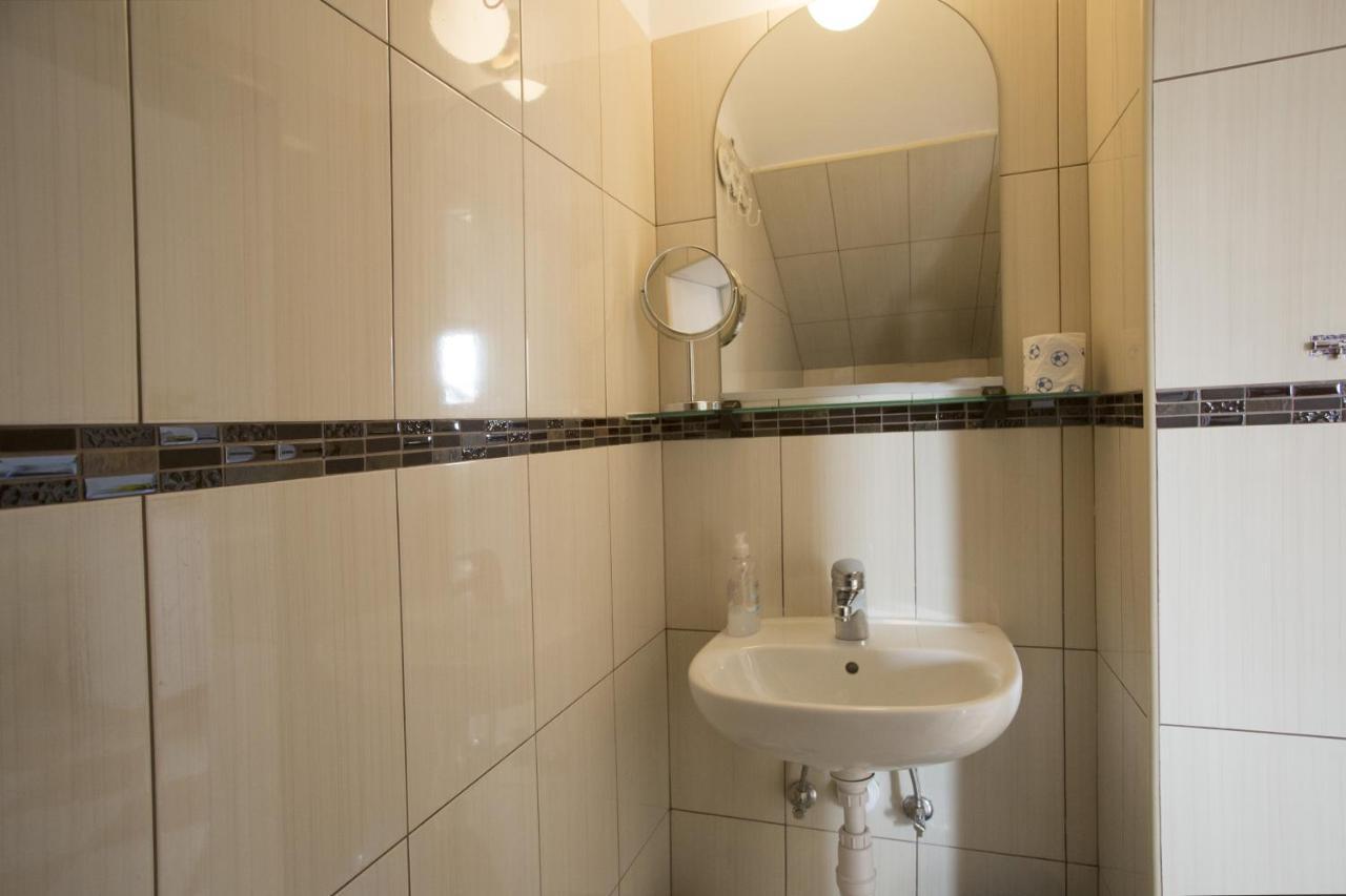 Apartments By The Sea Mavarstica, Ciovo - 12696 Trogir Bagian luar foto